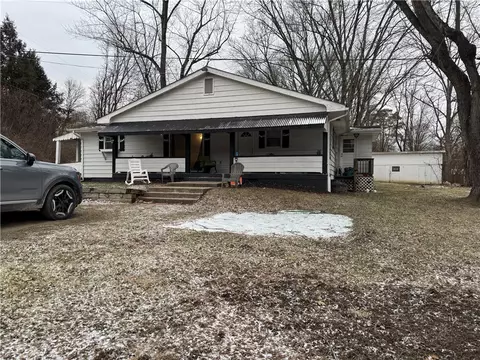 167 Scenic Dr, Greensburg, PA 15601