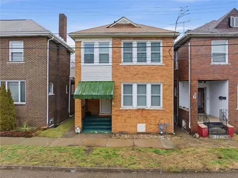 321 12th St, Ambridge, PA 15003