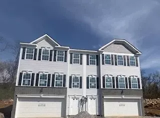 1245 Bedford Rd #2083A, Irwin, PA 15642