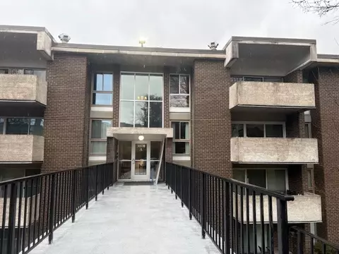 3302 Charlemagne Cir, Pittsburgh, PA 15237