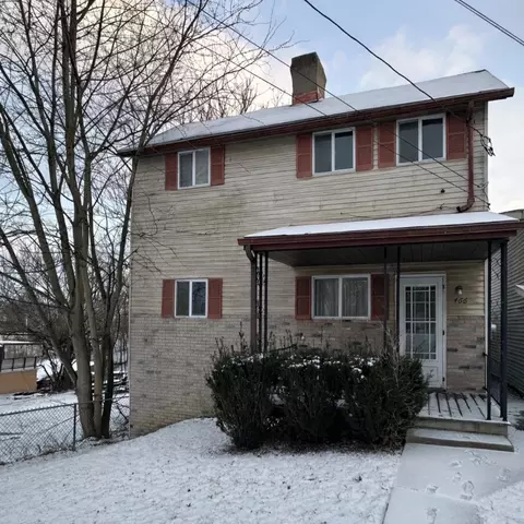 466 Broad St, Washington, PA 15301
