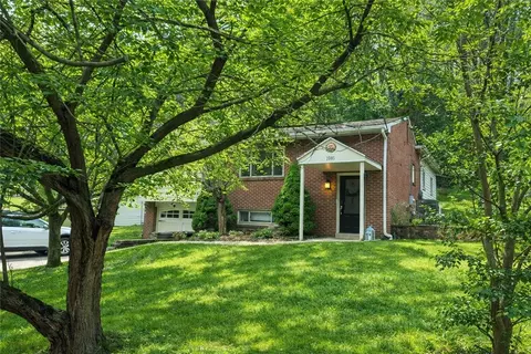 1085 Saxonburg Blvd, Glenshaw, PA 15116