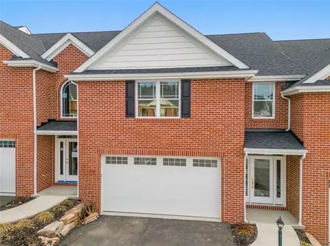 108 Anderson Sta, Venetia, PA 15367