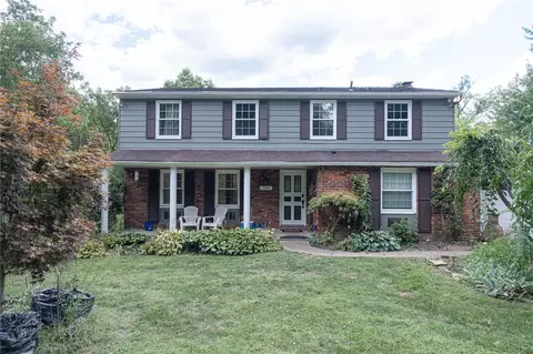 1072 Renton Rd, Pittsburgh, PA 15239
