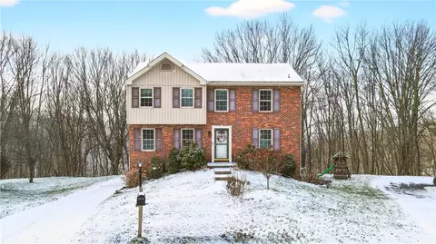525 Greenspire Ct, Cranberry Township, PA 16066