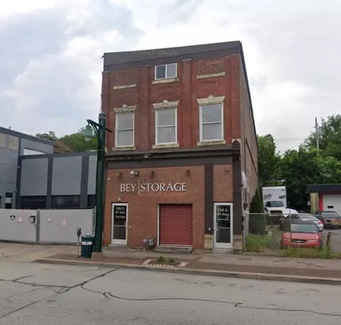 526 E 8th Ave, Homestead, PA 15120