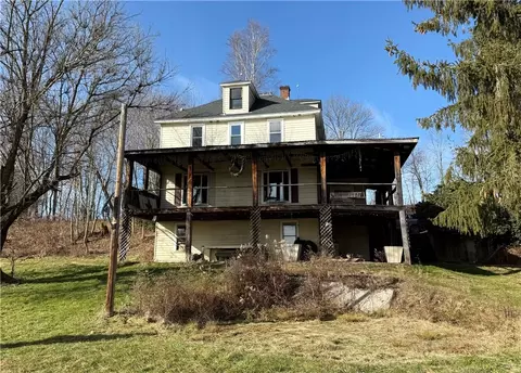 1270 Roaring Run Rd, Boswell, PA 15531