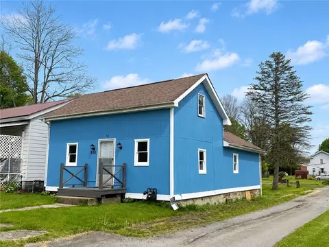 305 Jackson St, Jamestown, PA 16134