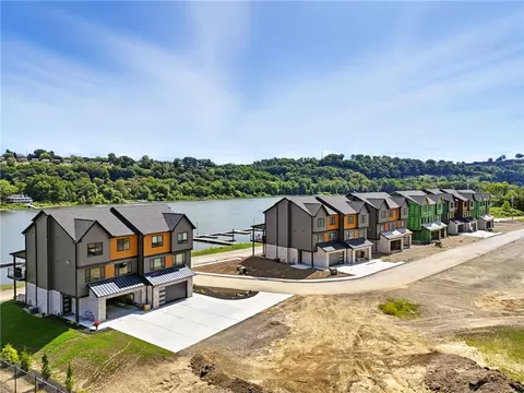 128 Miramar Dr, Pittsburgh, PA 15238