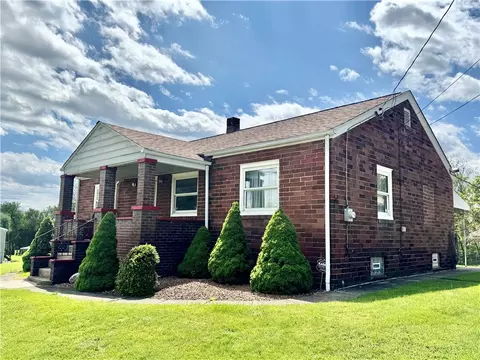 1111 Crowe St, New Castle, PA 16101