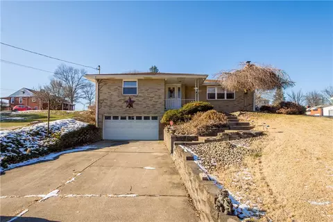 2515 Beverly Dr, Washington, PA 15301