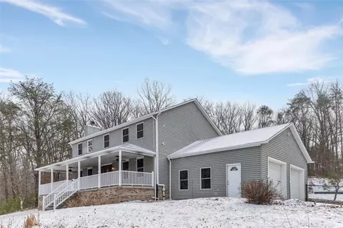 288 Wallrose Heights Rd, Baden, PA 15005