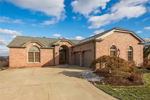 1413 Deep Wood Dr, Pittsburgh, PA 15241