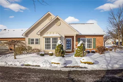 3503 Warwick Ct, Coraopolis, PA 15108