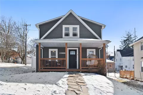 104 E School St, Mars, PA 16046