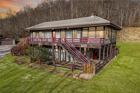 264 Stewart Run Rd, Waynesburg, PA 15370