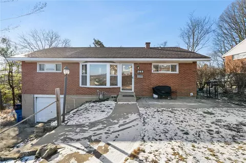 203 Kingston Dr, Pittsburgh, PA 15235