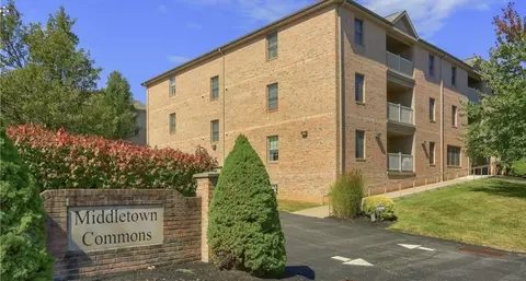 1 Coraopolis Rd #203, Coraopolis, PA 15108