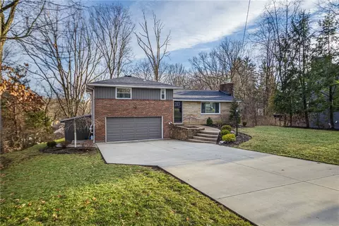 8748 Prescott Dr, Pittsburgh, PA 15237