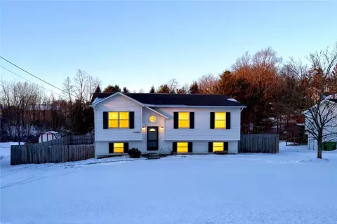 110 W Mcquistion Rd, Butler, PA 16001
