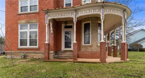 804 W Mahoning St, Punxsutawney, PA 15767