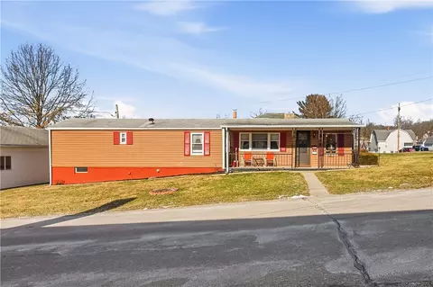 401 Jennings Ave, Scottdale, PA 15683