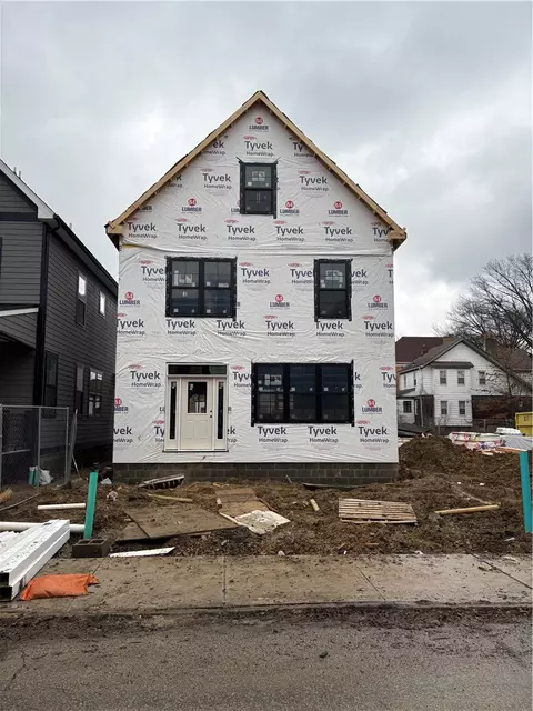 211 Green St, Pittsburgh, PA 15221