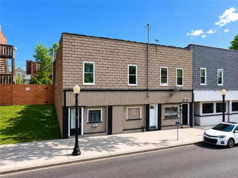 221 5th St, Ellwood City, PA 16117