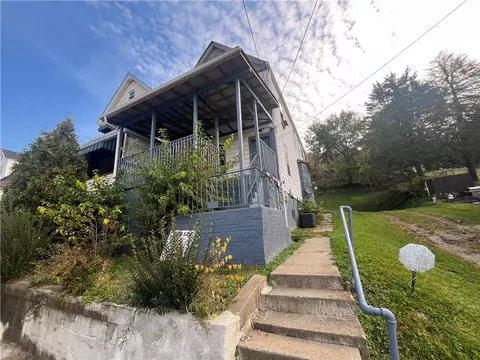 515 Indiana Ave, Glassport, PA 15045