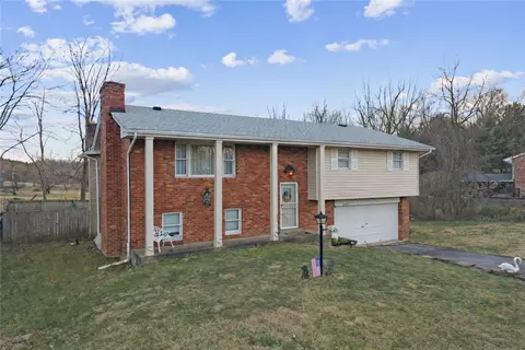 1402 Swede Hill Rd, Greensburg, PA 15601
