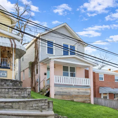 738 Gallion Ave, Pittsburgh, PA 15226