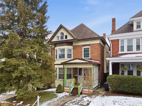 1038 Welfer St, Pittsburgh, PA 15217
