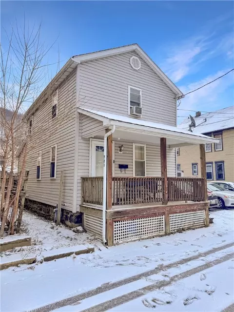 721 Kennedy Ave, Johnstown, PA 15901