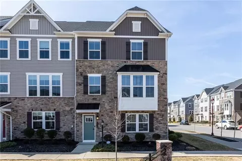 600 Amarth Ln, Cranberry Township, PA 16066