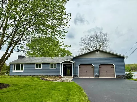 362 Latonka Dr, Mercer, PA 16137