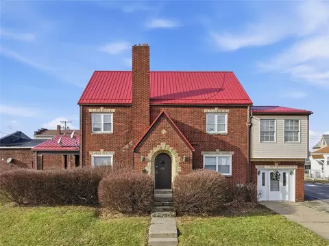 133 Whitaker St, Homestead, PA 15120