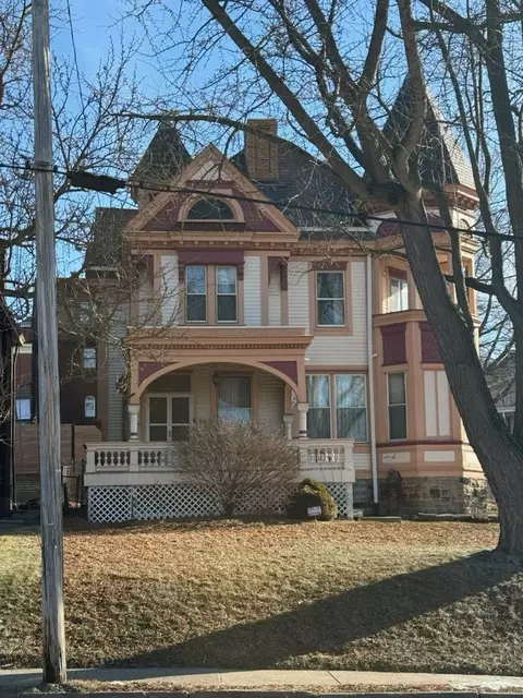 1425 Brownsville Rd, Pittsburgh, PA 15210