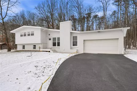 284 Myoma Rd, Mars, PA 16046