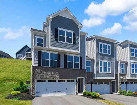 409 Spruce Ln, Canonsburg, PA 15317