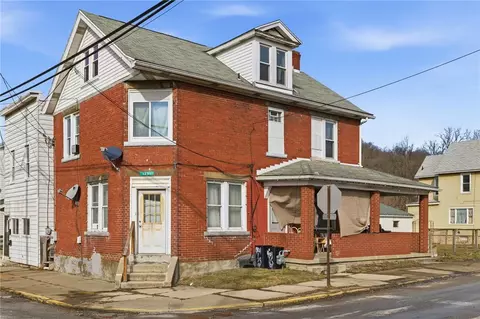 1301-1301 5 Penn Ave, Jeannette, PA 15644
