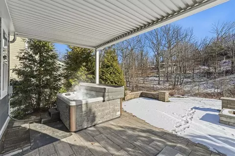 Exterior - 147 Seneca Pl, Mars, PA 16046 photo 5 of 7