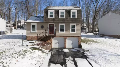 545 Chaparral Dr, Cranberry Township, PA 16066