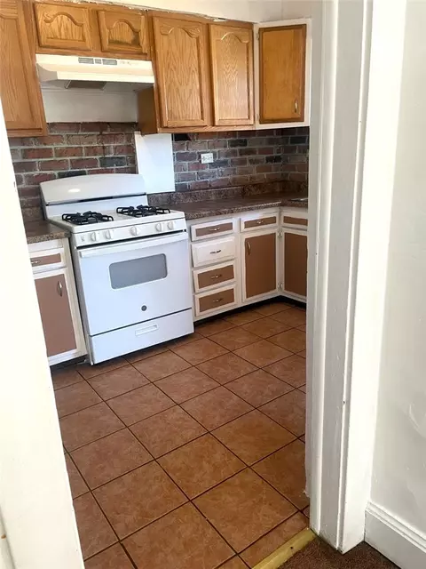 Kitchen - 320 N 4th St, Clairton, PA 15025 photo 1 of 4