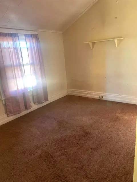 Bedroom - 320 N 4th St, Clairton, PA 15025 photo 3 of 9