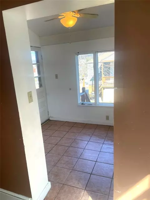 Entry Way - 320 N 4th St, Clairton, PA 15025 photo 1 of 5