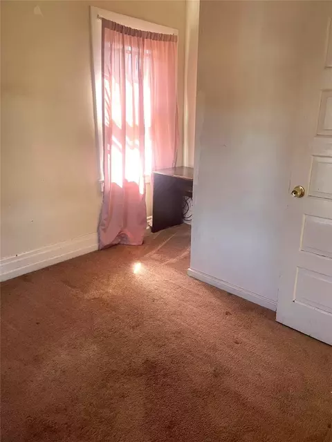 Bedroom - 320 N 4th St, Clairton, PA 15025 photo 4 of 9