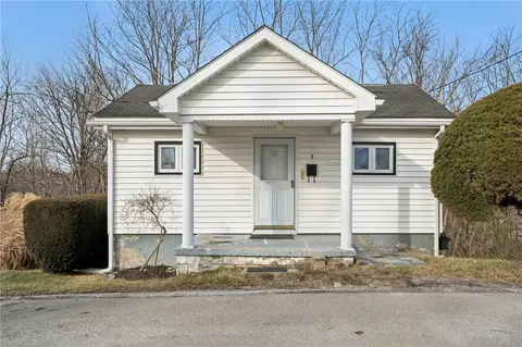 3 Sewickley Ave, Herminie, PA 15637