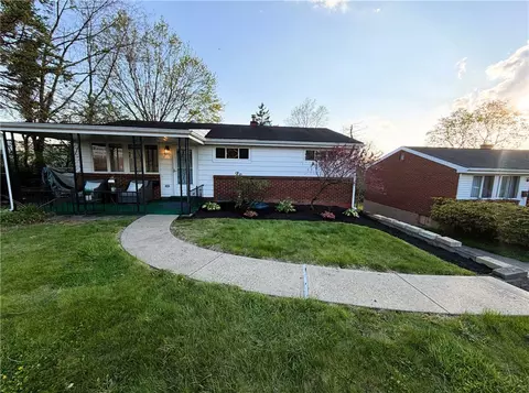 92 Claireview Dr, Carnegie, PA 15106