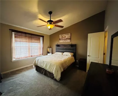 Bedroom - 6912 Spring Valley Ln, Export, PA 15632 photo 1 of 2
