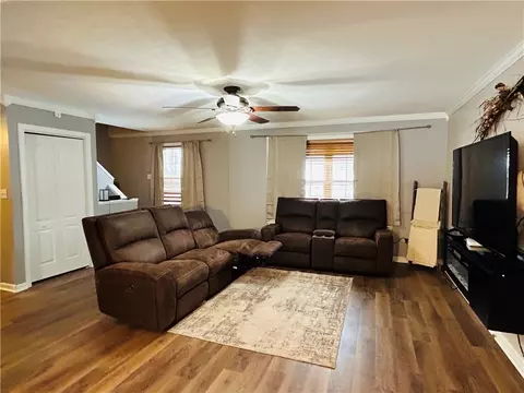Living - 6912 Spring Valley Ln, Export, PA 15632 photo 2 of 2